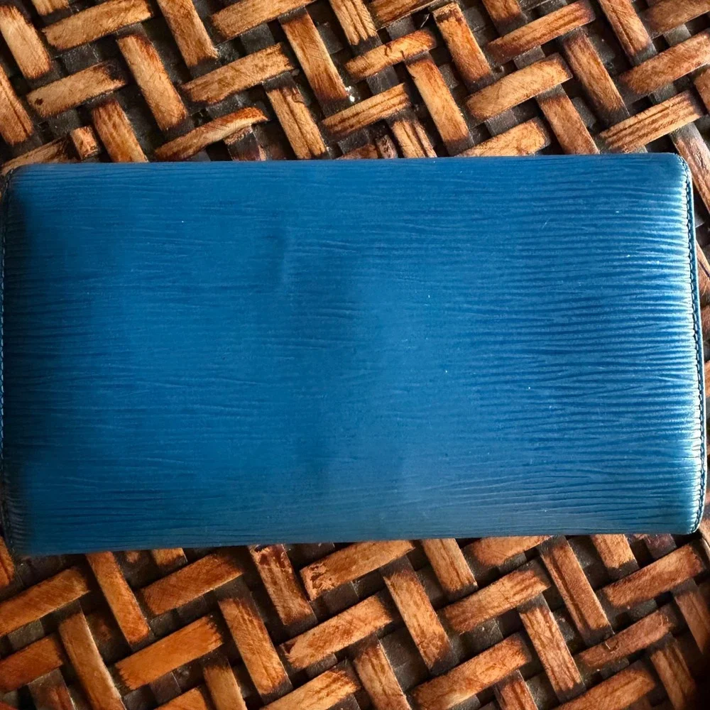 Louis Vuitton Authentic Vintage Blue Epi Leather Long Wallet Classic Luxury OS